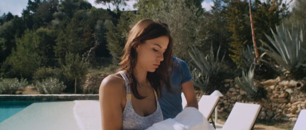 Kacey Barnfield in Blood orange movie